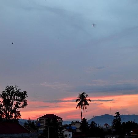 Bird'S Nest Hostel Kampot Ngoại thất bức ảnh