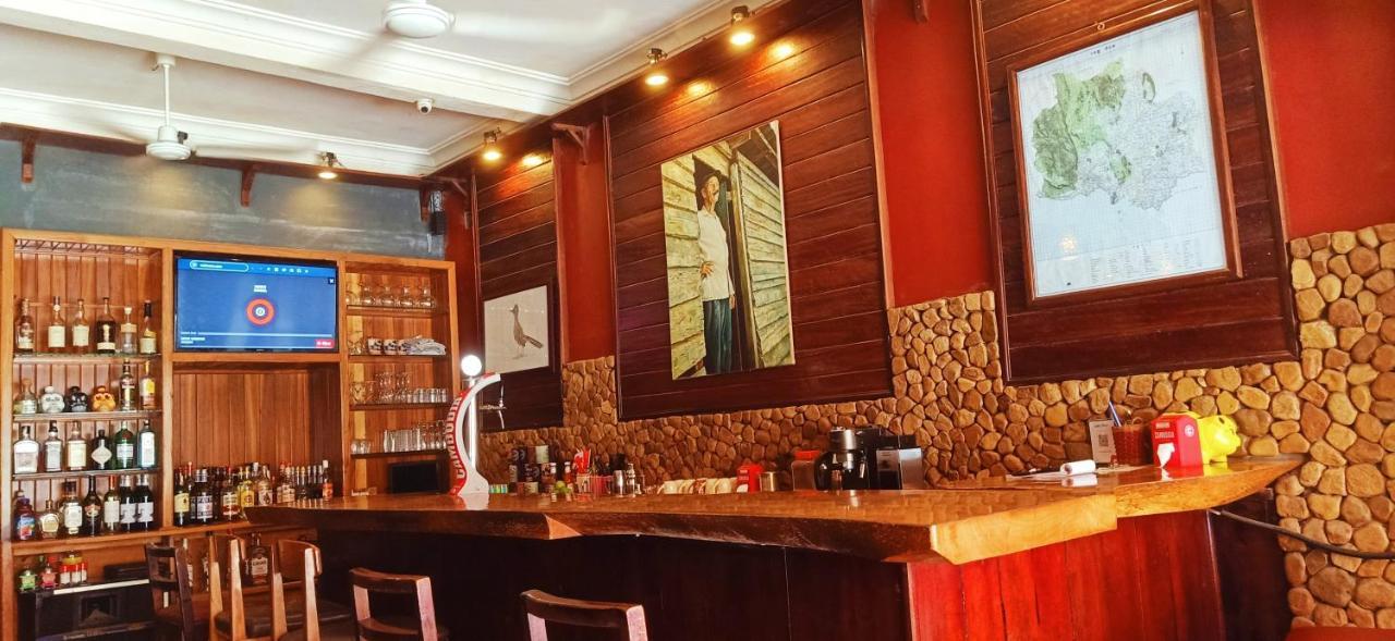 Bird'S Nest Hostel Kampot Ngoại thất bức ảnh